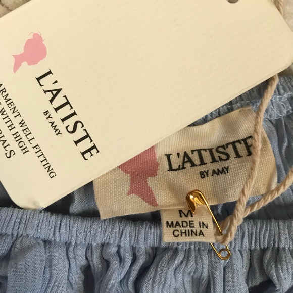 Gauzy Off-Shoulder Blue Crop Top L’Atiste by Amy - Picture 2 of 3